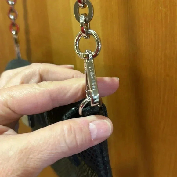 Calvin Klein crossbody - Picture 3 of 8